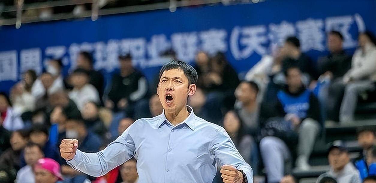 爱游戏官方入口-湖南男篮新赛季突破，成为东部黑马(湖南男篮新赛季突破,成为东部黑马了吗)