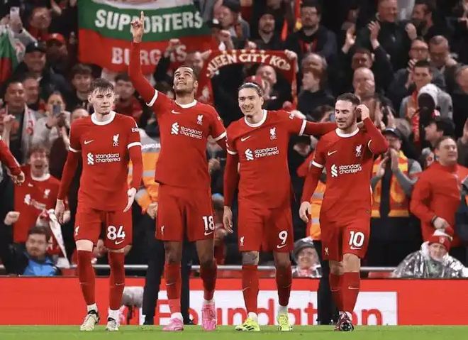 爱游戏官网-利物浦挑战布宜诺斯艾利斯独立，南美德比激烈升级