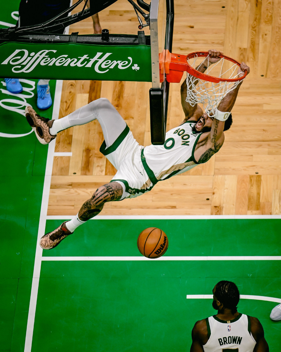 爱游戏官方-绿军主场惨败，塔图姆表示需要更多努力