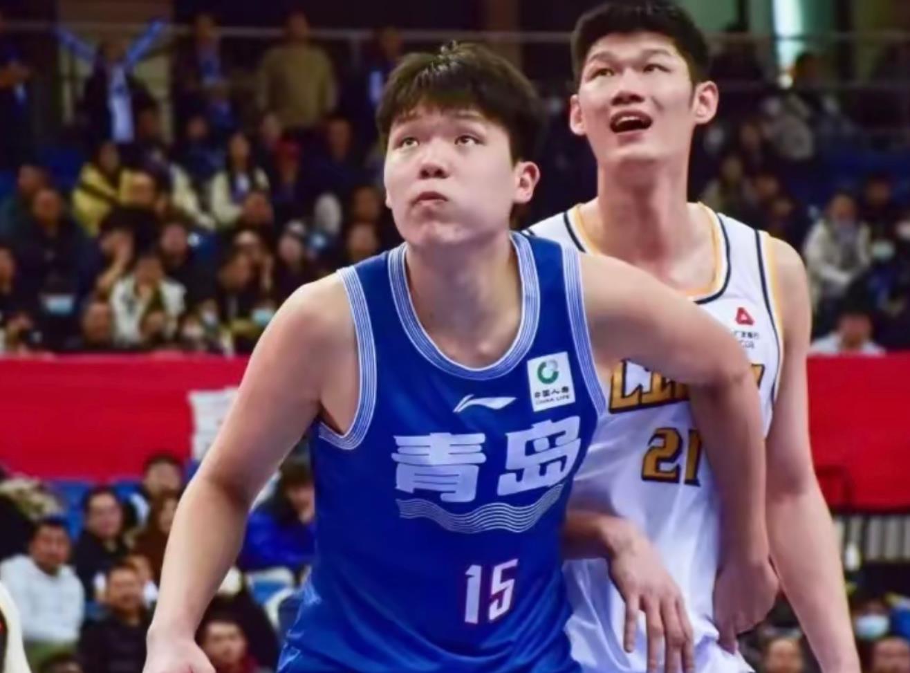 爱游戏官方-青岛队奋力拼搏,圈定胜利巨头福建队