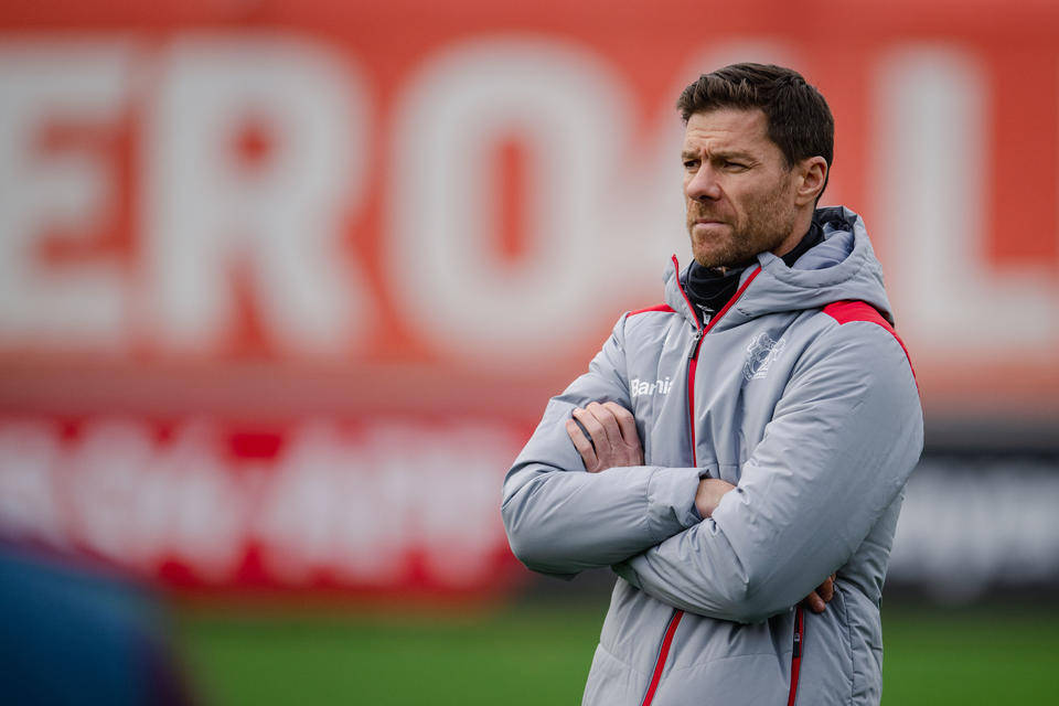 爱游戏地址-和平奇迹!汉诺威逼平豪门勒沃库森的简单介绍