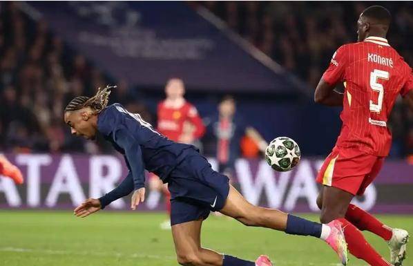 爱游戏官方-利物浦客场绝杀,主教练感慨艰难取胜的简单介绍