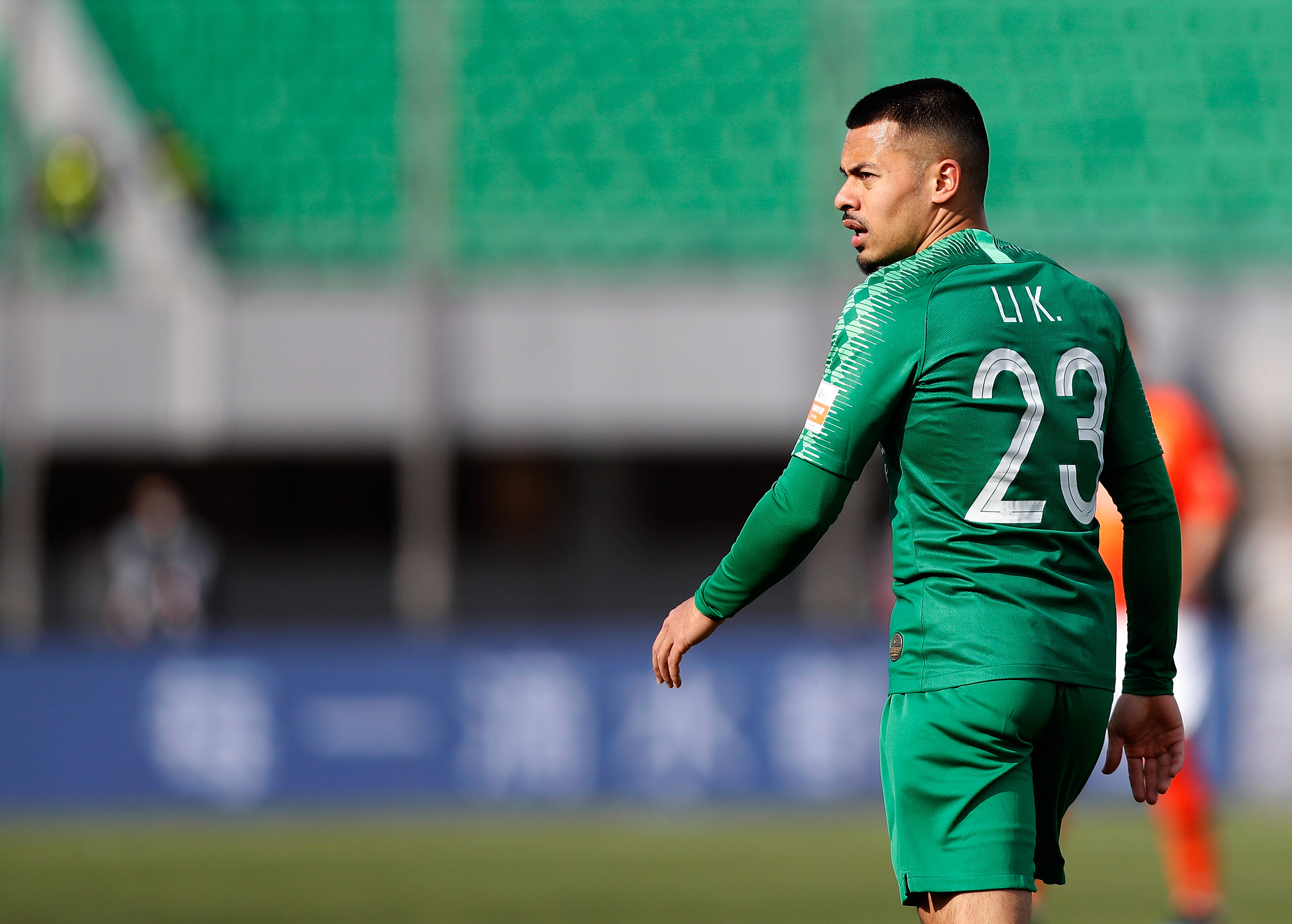 爱游戏竞技-关于上港客场惨败,主帅面临下课压力的信息