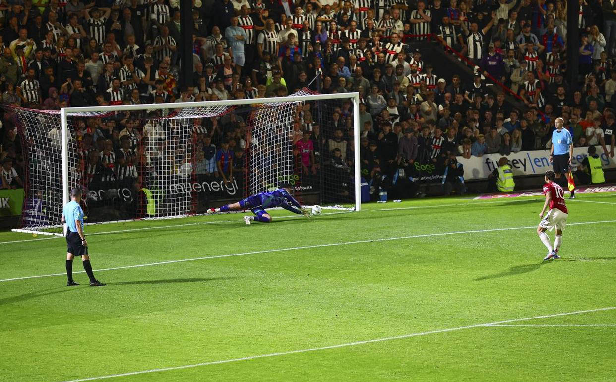 曼联遭遇不利赛程,球队集中精力备战