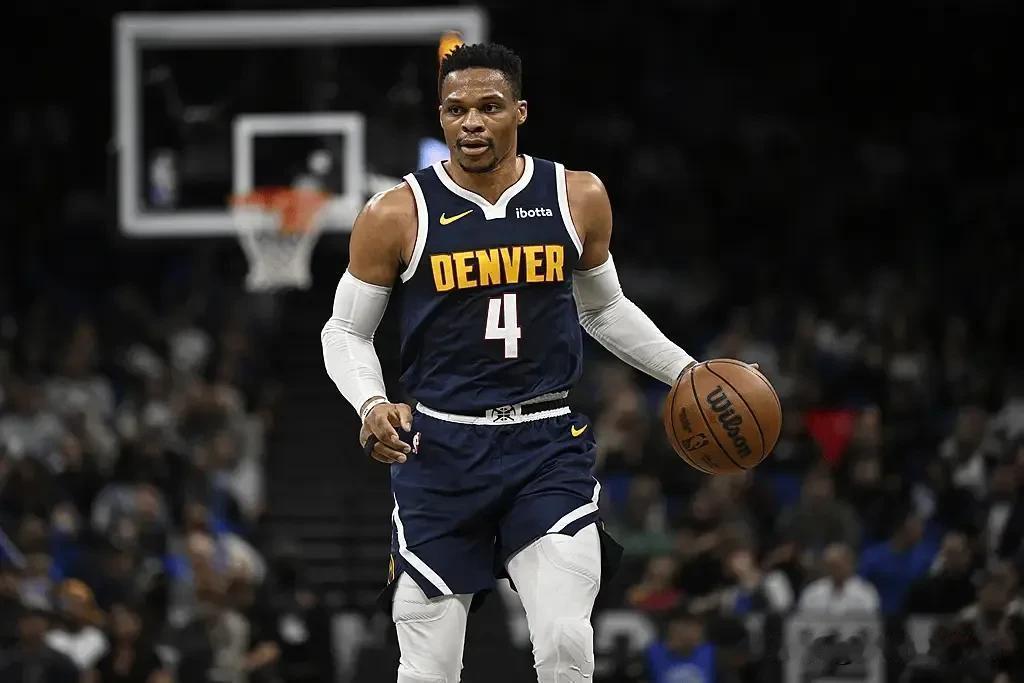 爱游戏网页版登录入口-掘金队半程低迷,球队需找回状态的简单介绍