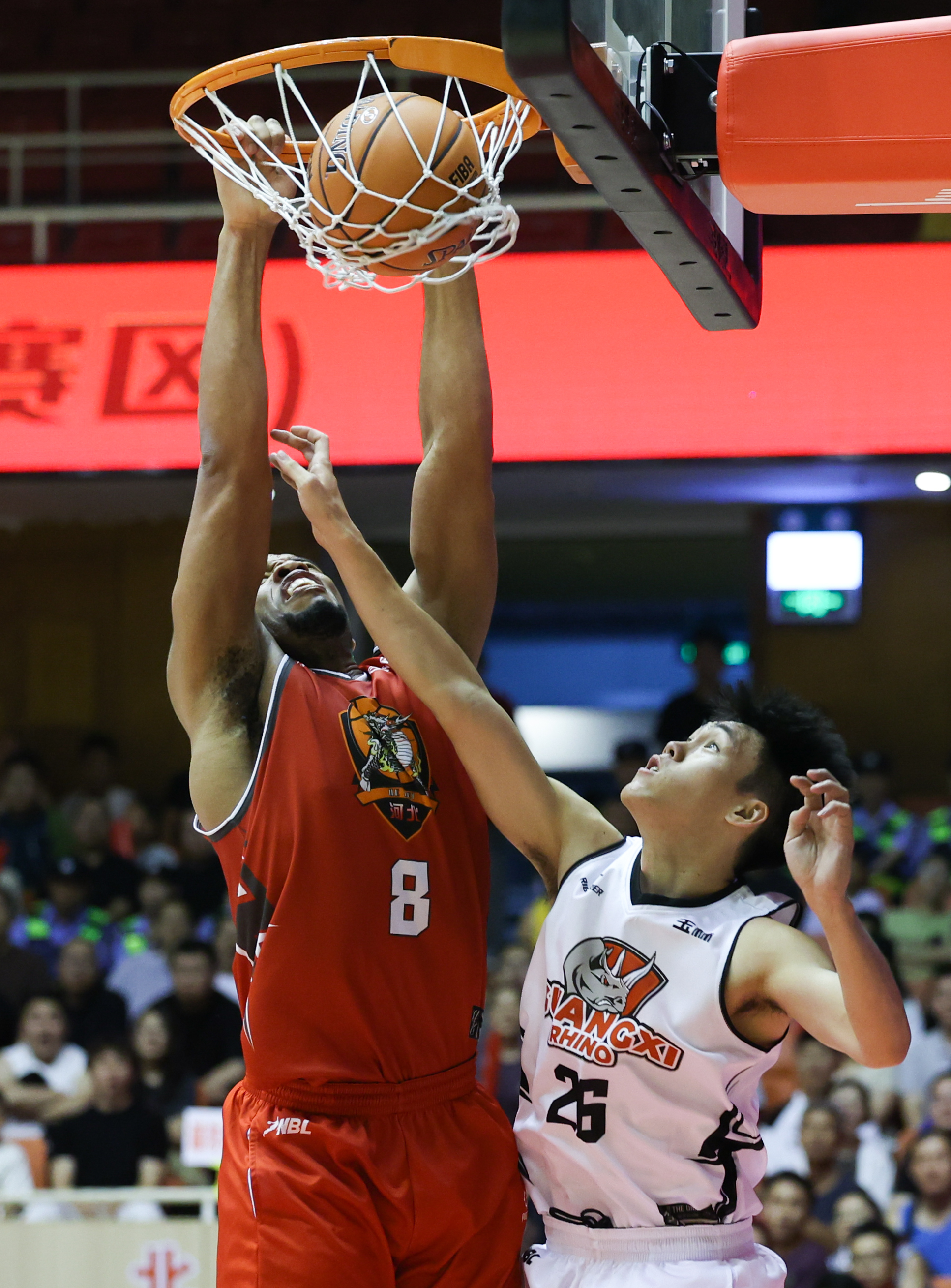 爱游戏竞技-高能篮球对决震撼全国球迷!