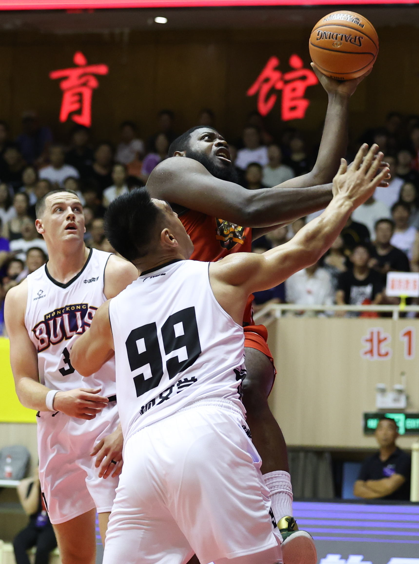 爱游戏竞技-高能篮球对决震撼全国球迷!